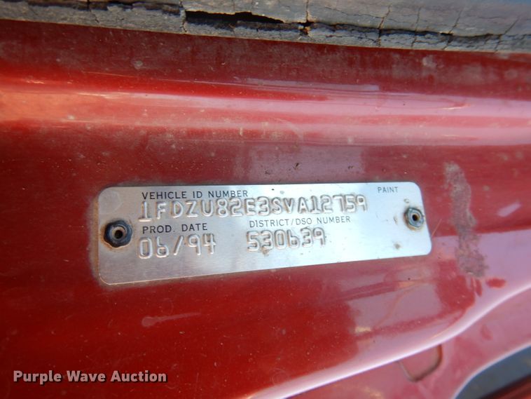 image for item DJ2886 1995 Ford L8000  dump truck