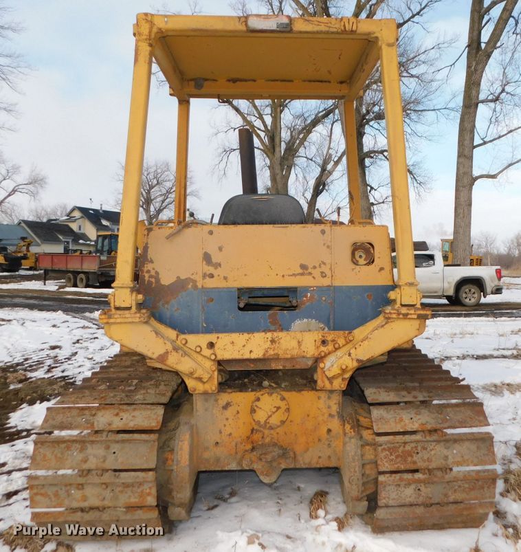 image for item DJ5944 1984 Komatsu D31P-17  dozer