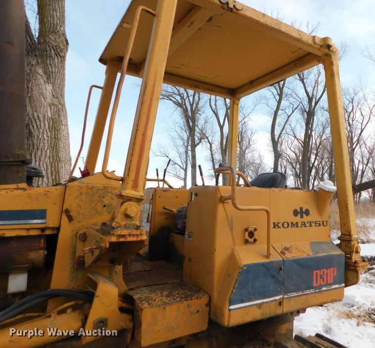 image for item DJ5944 1984 Komatsu D31P-17  dozer