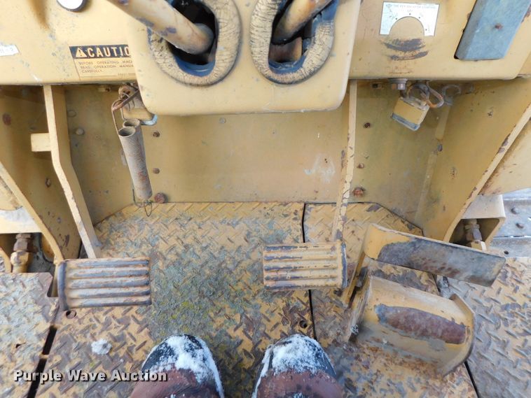 image for item DJ5944 1984 Komatsu D31P-17  dozer
