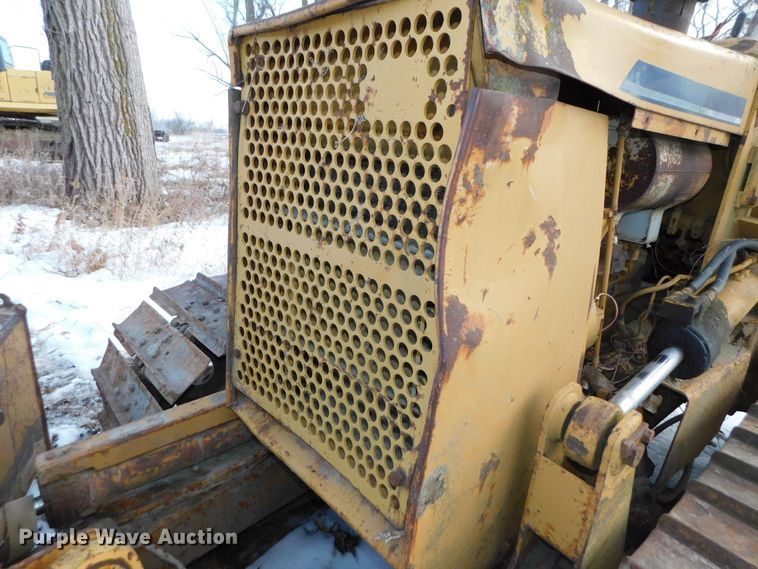 image for item DJ5944 1984 Komatsu D31P-17  dozer