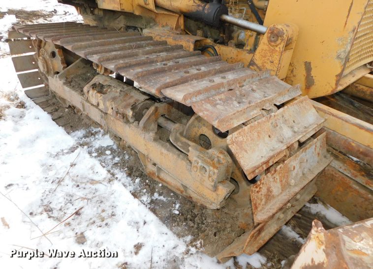image for item DJ5944 1984 Komatsu D31P-17  dozer