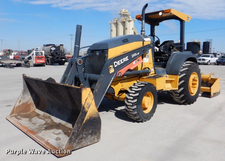 image for item DJ8709 2015 John Deere 210LEP  landscape tractor