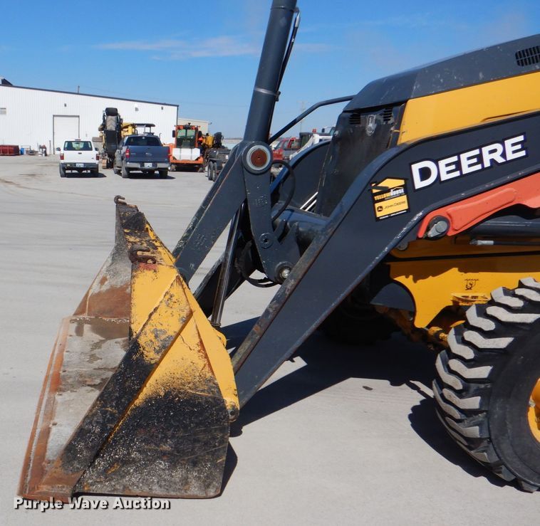 image for item DJ8709 2015 John Deere 210LEP  landscape tractor