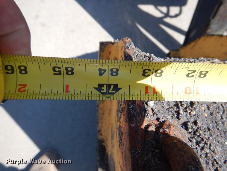 image for item DJ8709 2015 John Deere 210LEP  landscape tractor