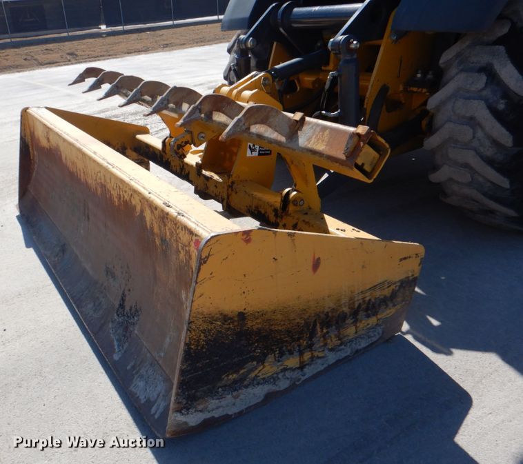 image for item DJ8709 2015 John Deere 210LEP  landscape tractor