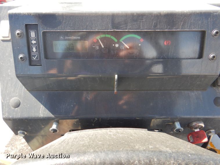 image for item DJ8709 2015 John Deere 210LEP  landscape tractor