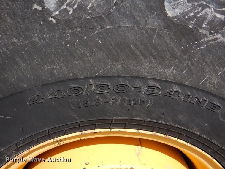 image for item DJ8709 2015 John Deere 210LEP  landscape tractor