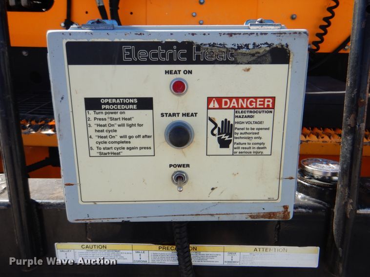 image for item DJ8711 2016 Lee Boy 8510C  paver