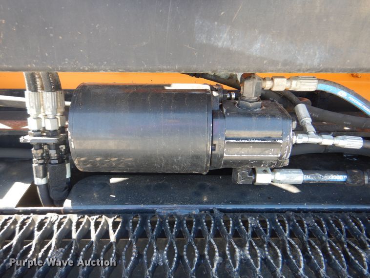 image for item DJ8711 2016 Lee Boy 8510C  paver