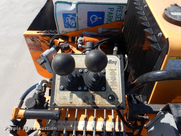 image for item DJ8711 2016 Lee Boy 8510C  paver