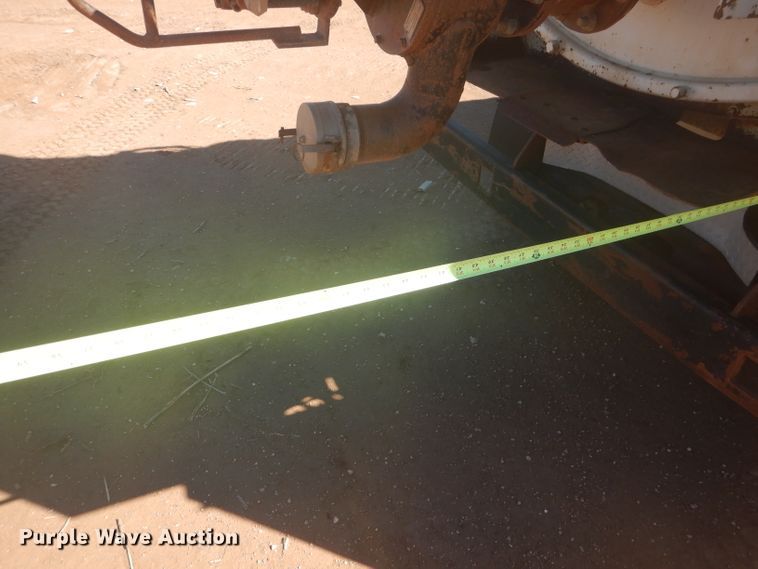 image for item DJ8828 2009 International 7600  hydrovac truck