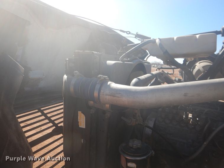 image for item DJ8829 1995 Ford LN8000  water truck