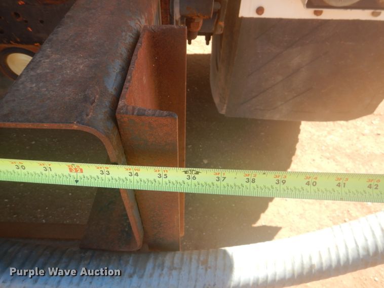 image for item DJ8829 1995 Ford LN8000  water truck