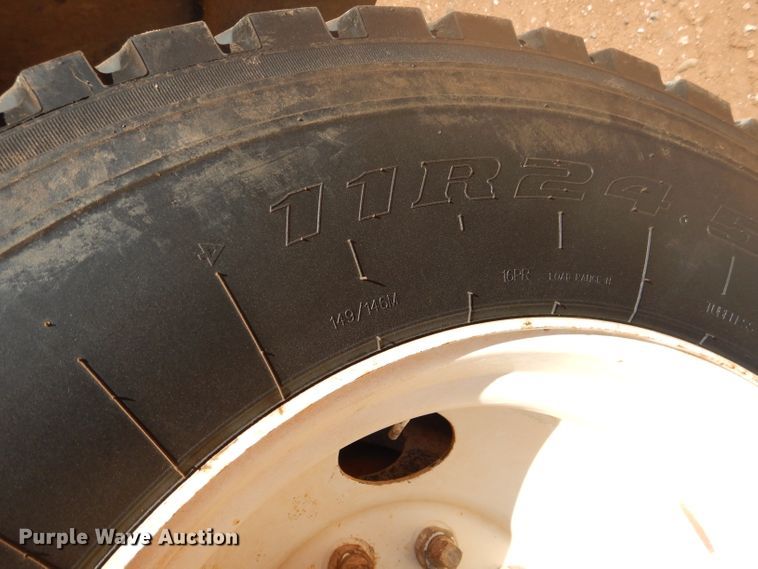 image for item DJ8829 1995 Ford LN8000  water truck