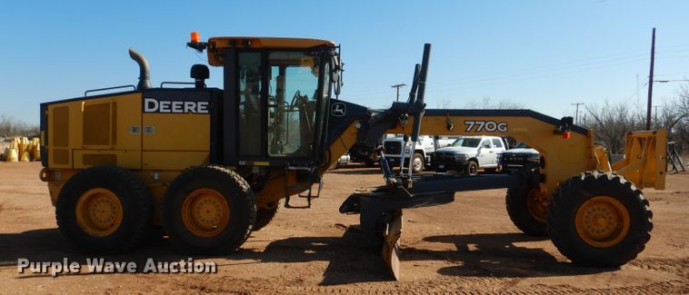 image for item DJ8832 2011 John Deere 770G  motor grader