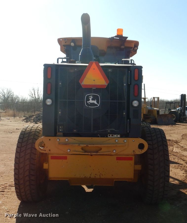 image for item DJ8832 2011 John Deere 770G  motor grader