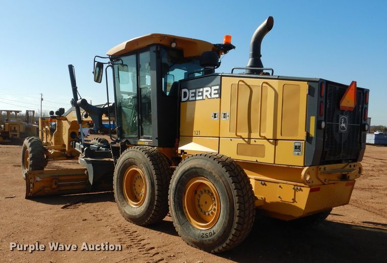 image for item DJ8832 2011 John Deere 770G  motor grader