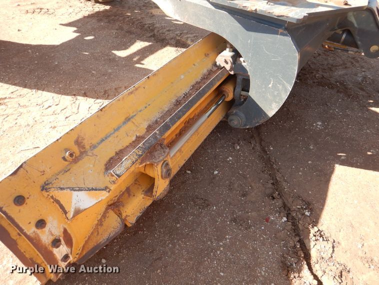 image for item DJ8832 2011 John Deere 770G  motor grader