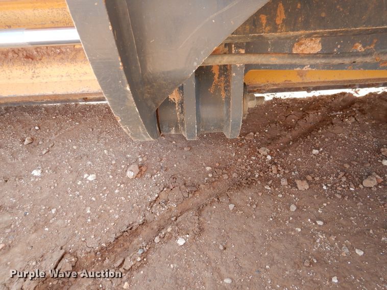 image for item DJ8832 2011 John Deere 770G  motor grader