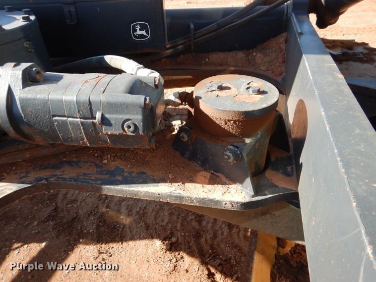 image for item DJ8832 2011 John Deere 770G  motor grader