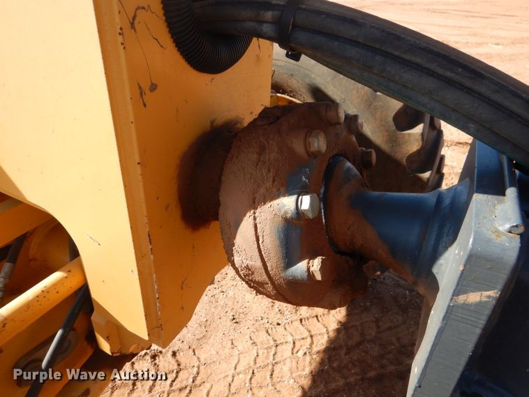 image for item DJ8832 2011 John Deere 770G  motor grader