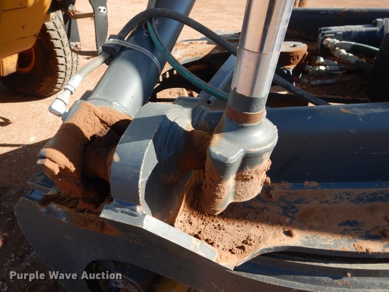 image for item DJ8832 2011 John Deere 770G  motor grader