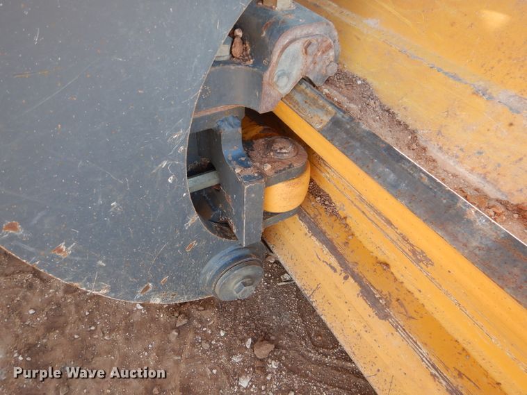 image for item DJ8832 2011 John Deere 770G  motor grader