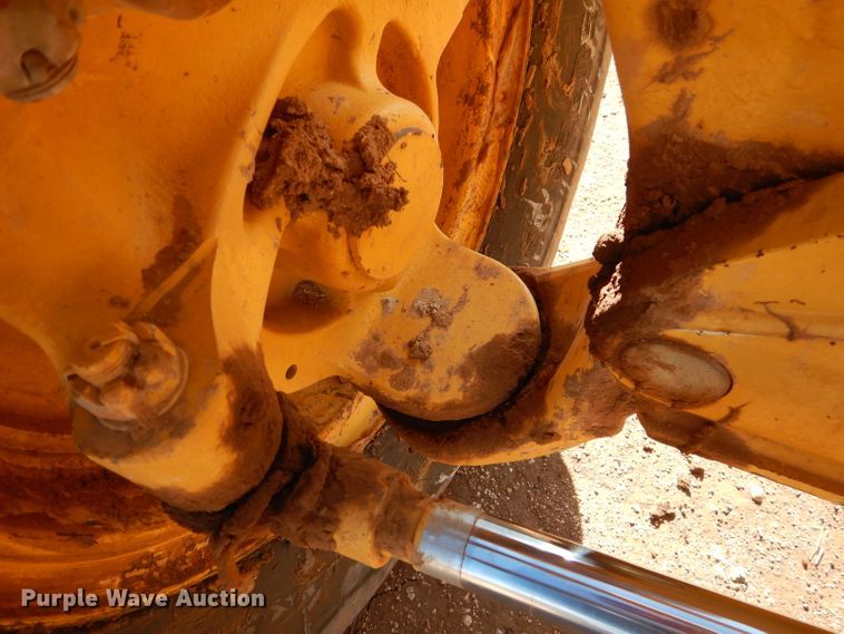 image for item DJ8832 2011 John Deere 770G  motor grader