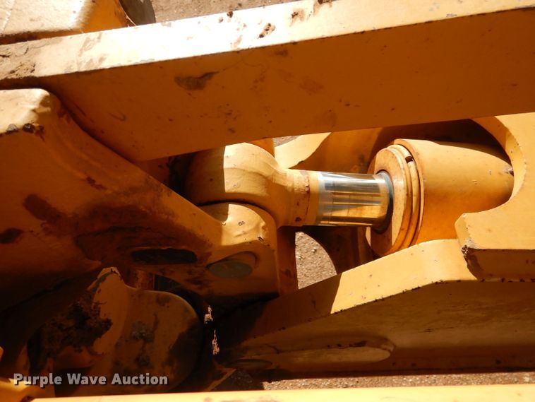 image for item DJ8832 2011 John Deere 770G  motor grader