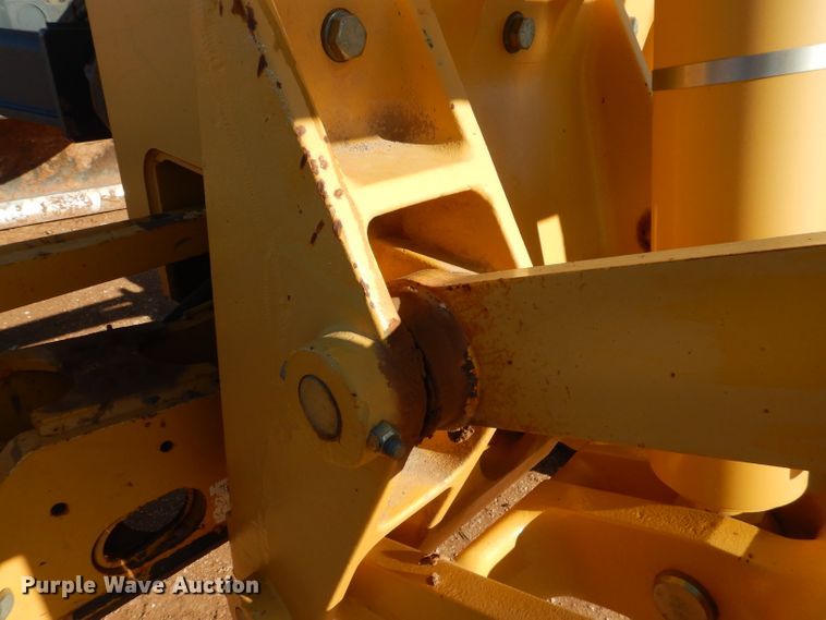 image for item DJ8832 2011 John Deere 770G  motor grader