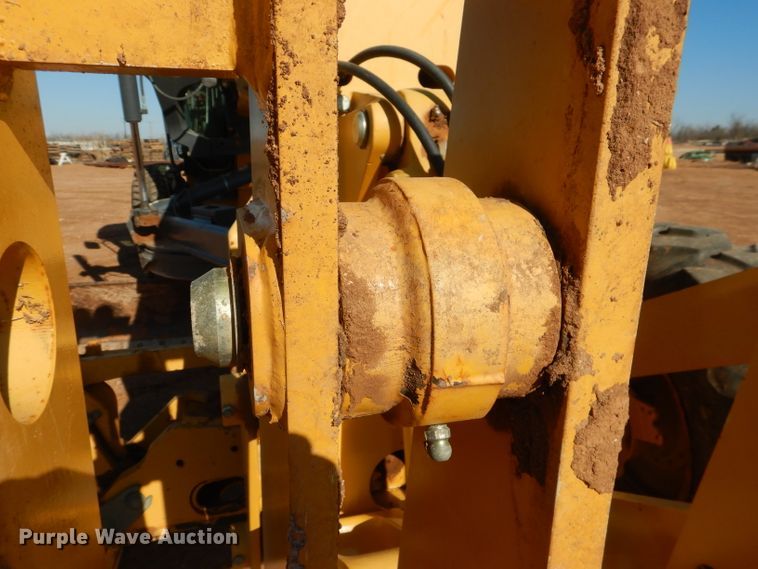 image for item DJ8832 2011 John Deere 770G  motor grader