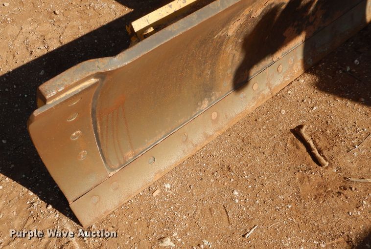 image for item DJ8832 2011 John Deere 770G  motor grader