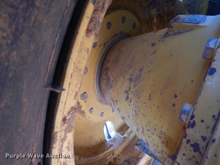 image for item DJ8832 2011 John Deere 770G  motor grader