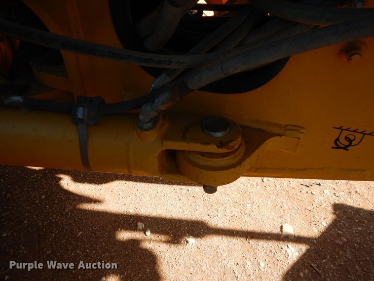 image for item DJ8832 2011 John Deere 770G  motor grader