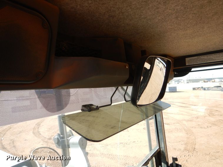 image for item DJ8832 2011 John Deere 770G  motor grader