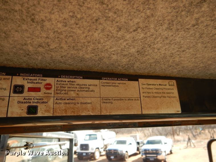 image for item DJ8832 2011 John Deere 770G  motor grader