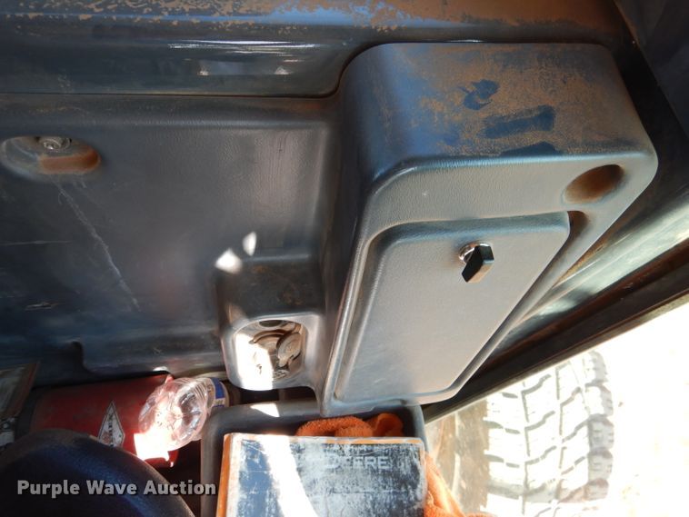 image for item DJ8832 2011 John Deere 770G  motor grader