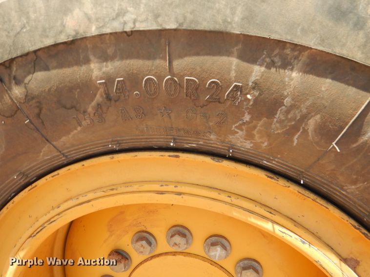 image for item DJ8832 2011 John Deere 770G  motor grader