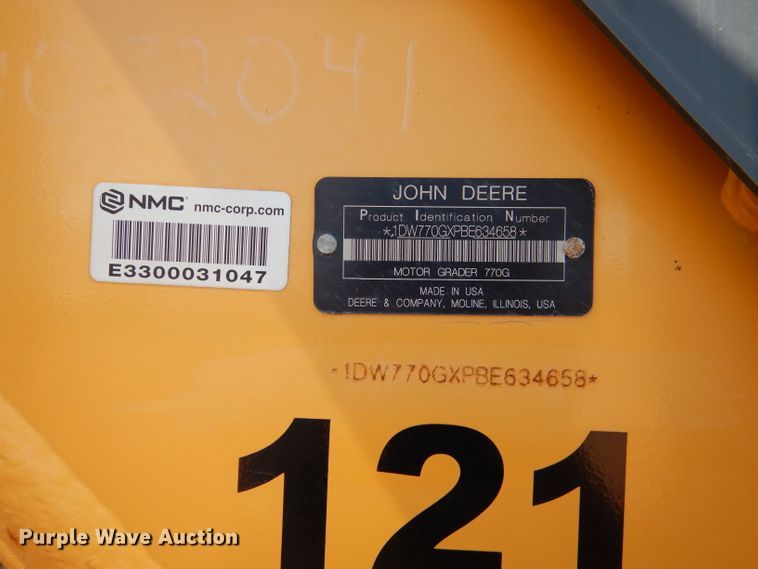 image for item DJ8832 2011 John Deere 770G  motor grader