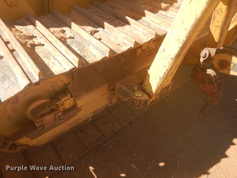 image for item DJ8833 2003 Caterpillar D5G LGP  pipelayer