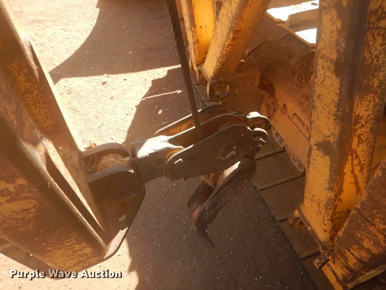 image for item DJ8833 2003 Caterpillar D5G LGP  pipelayer