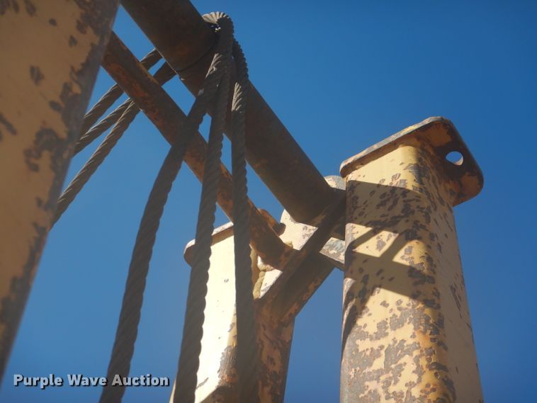 image for item DJ8833 2003 Caterpillar D5G LGP  pipelayer