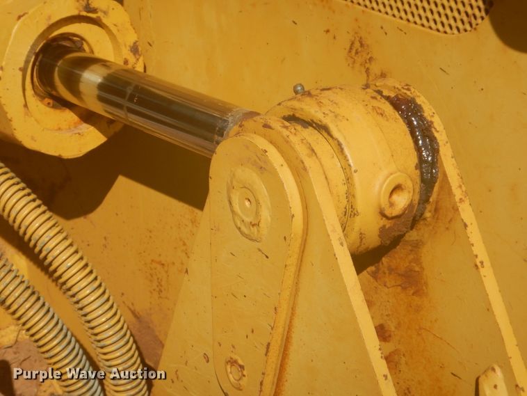 image for item DJ8833 2003 Caterpillar D5G LGP  pipelayer