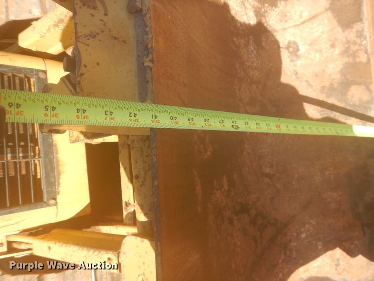 image for item DJ8833 2003 Caterpillar D5G LGP  pipelayer