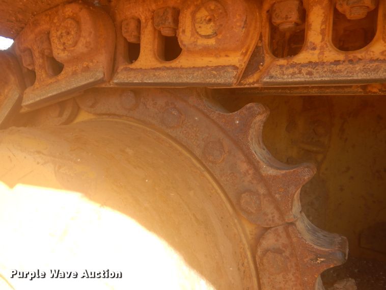 image for item DJ8833 2003 Caterpillar D5G LGP  pipelayer