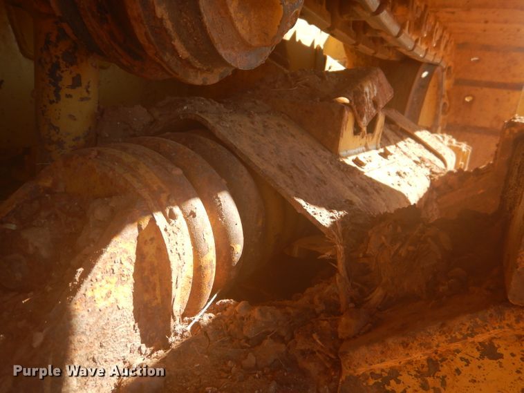 image for item DJ8833 2003 Caterpillar D5G LGP  pipelayer