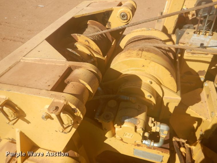 image for item DJ8833 2003 Caterpillar D5G LGP  pipelayer