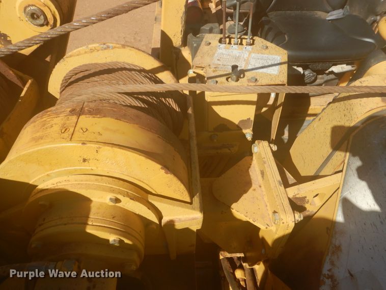 image for item DJ8833 2003 Caterpillar D5G LGP  pipelayer