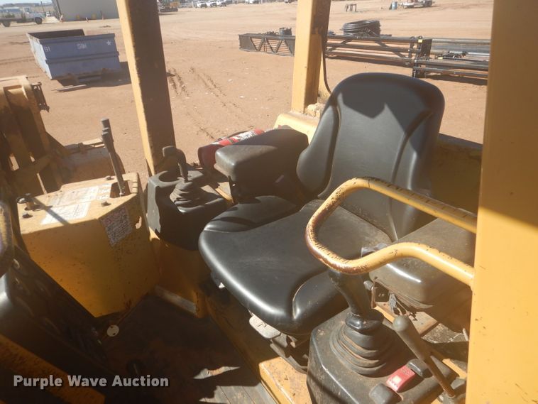 image for item DJ8833 2003 Caterpillar D5G LGP  pipelayer